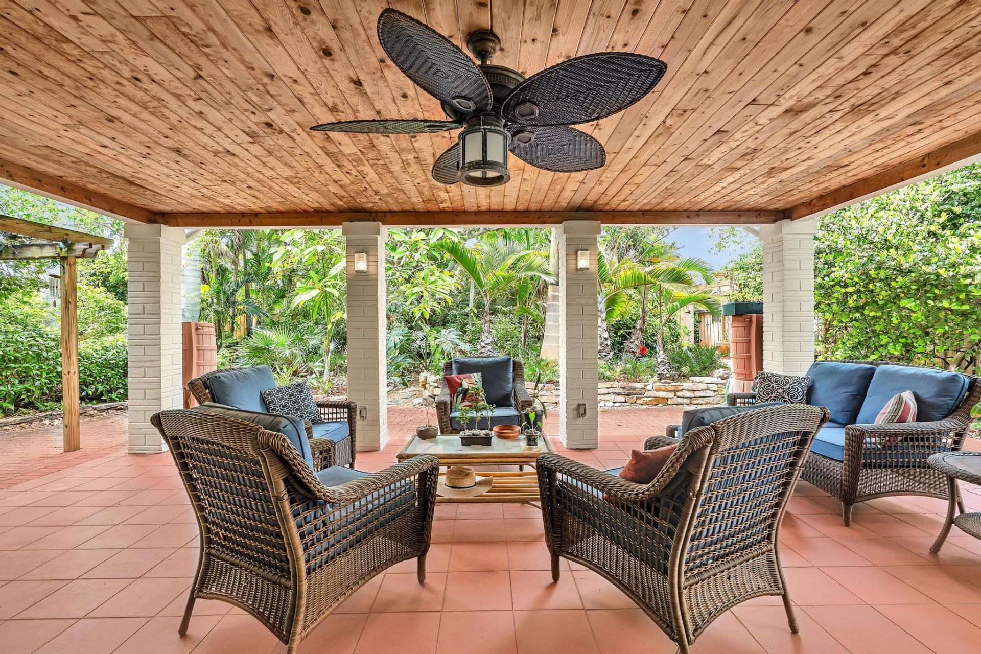 137 Auburn Drive, Lake Worth Beach, FL 33460 Photo