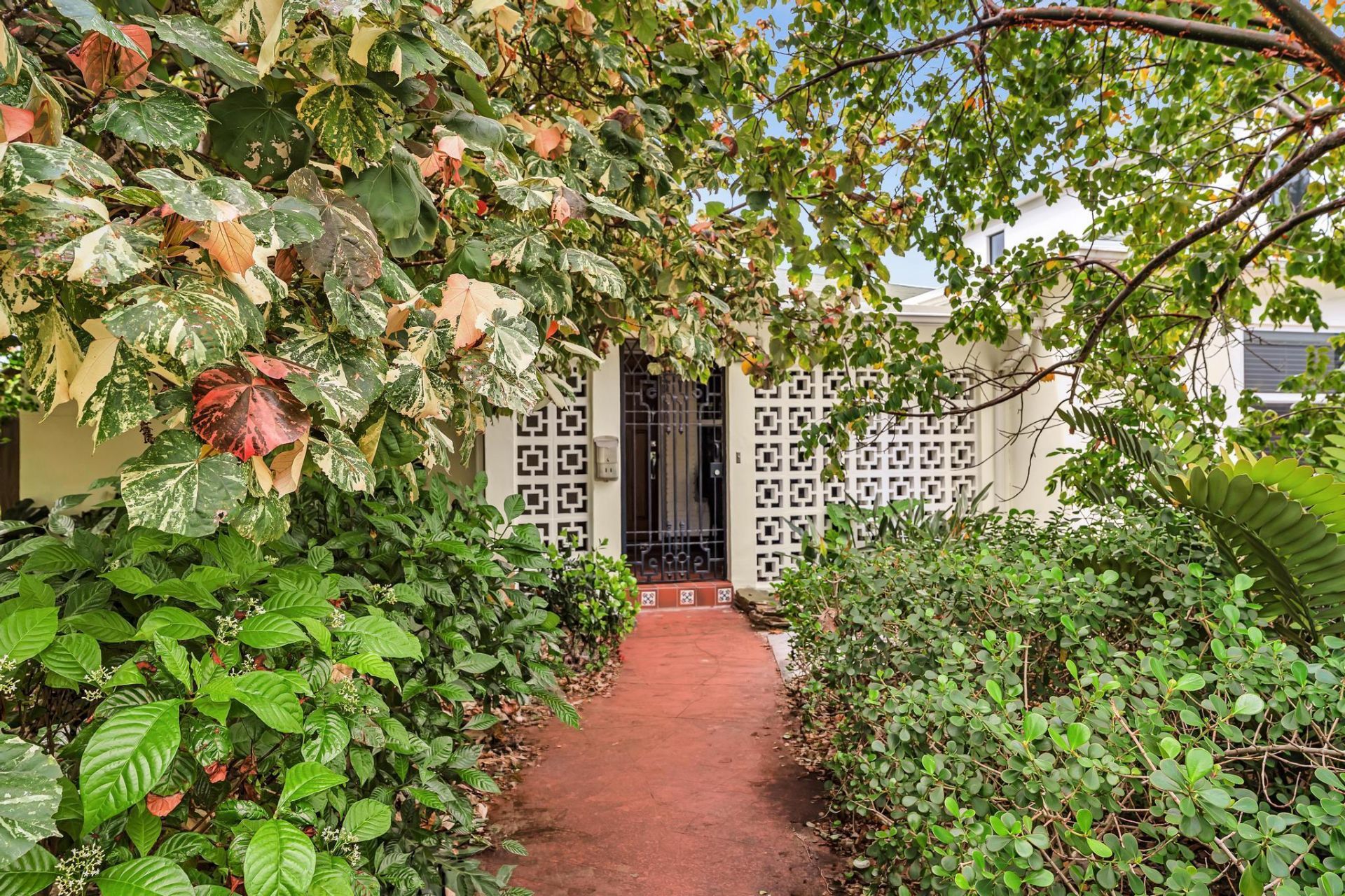 137 Auburn Drive, Lake Worth Beach, FL 33460 Photo