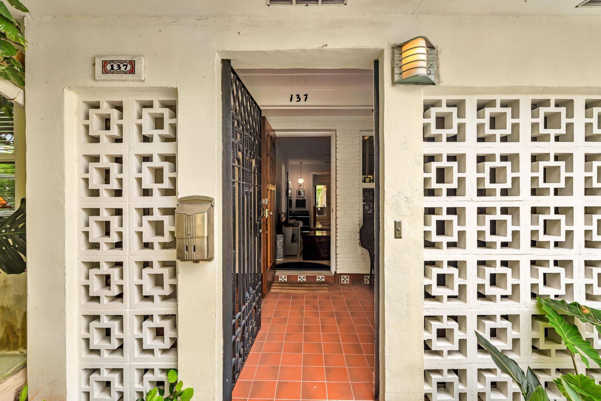 137 Auburn Drive, Lake Worth Beach, FL 33460 Photo