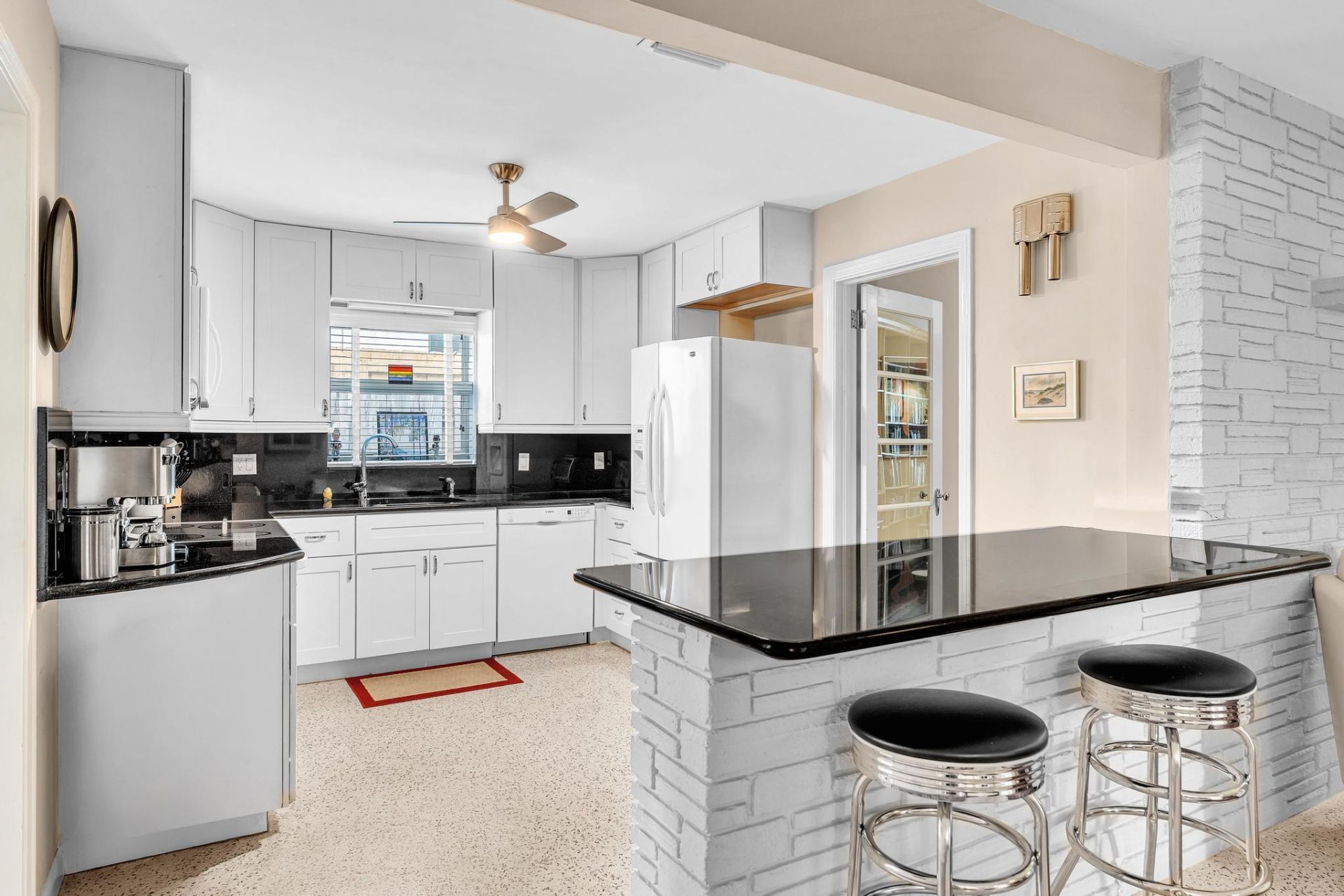 137 Auburn Drive, Lake Worth Beach, FL 33460 Photo