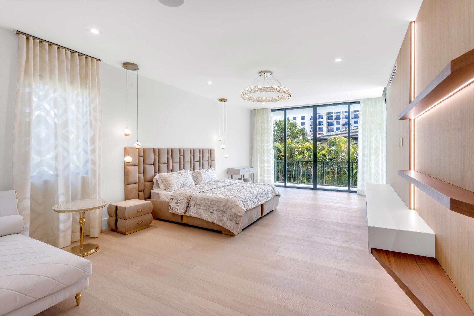 310 NE 2nd Street, Boca Raton, FL 33432 Photo