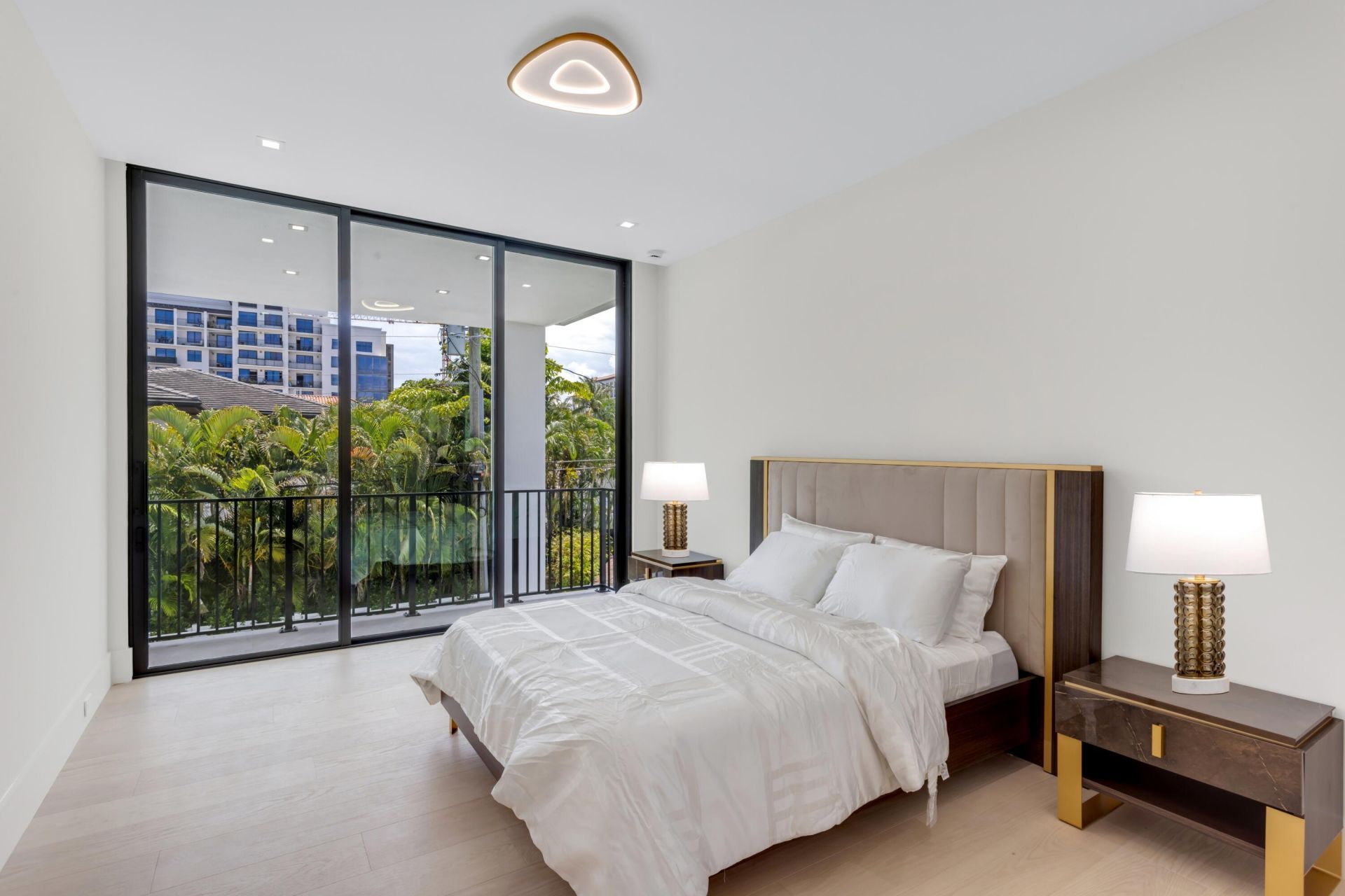 310 NE 2nd Street, Boca Raton, FL 33432 Photo