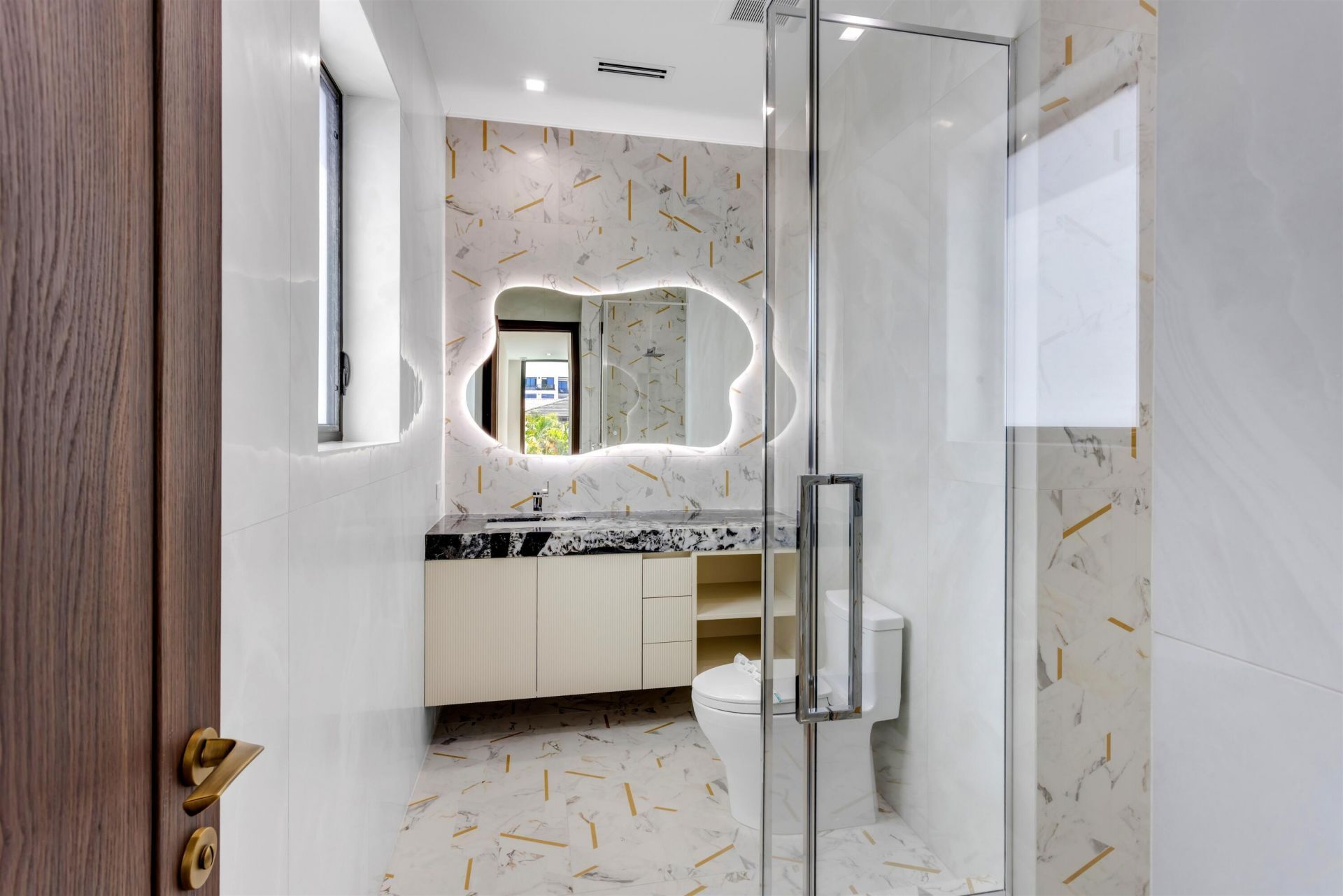 310 NE 2nd Street, Boca Raton, FL 33432 Photo