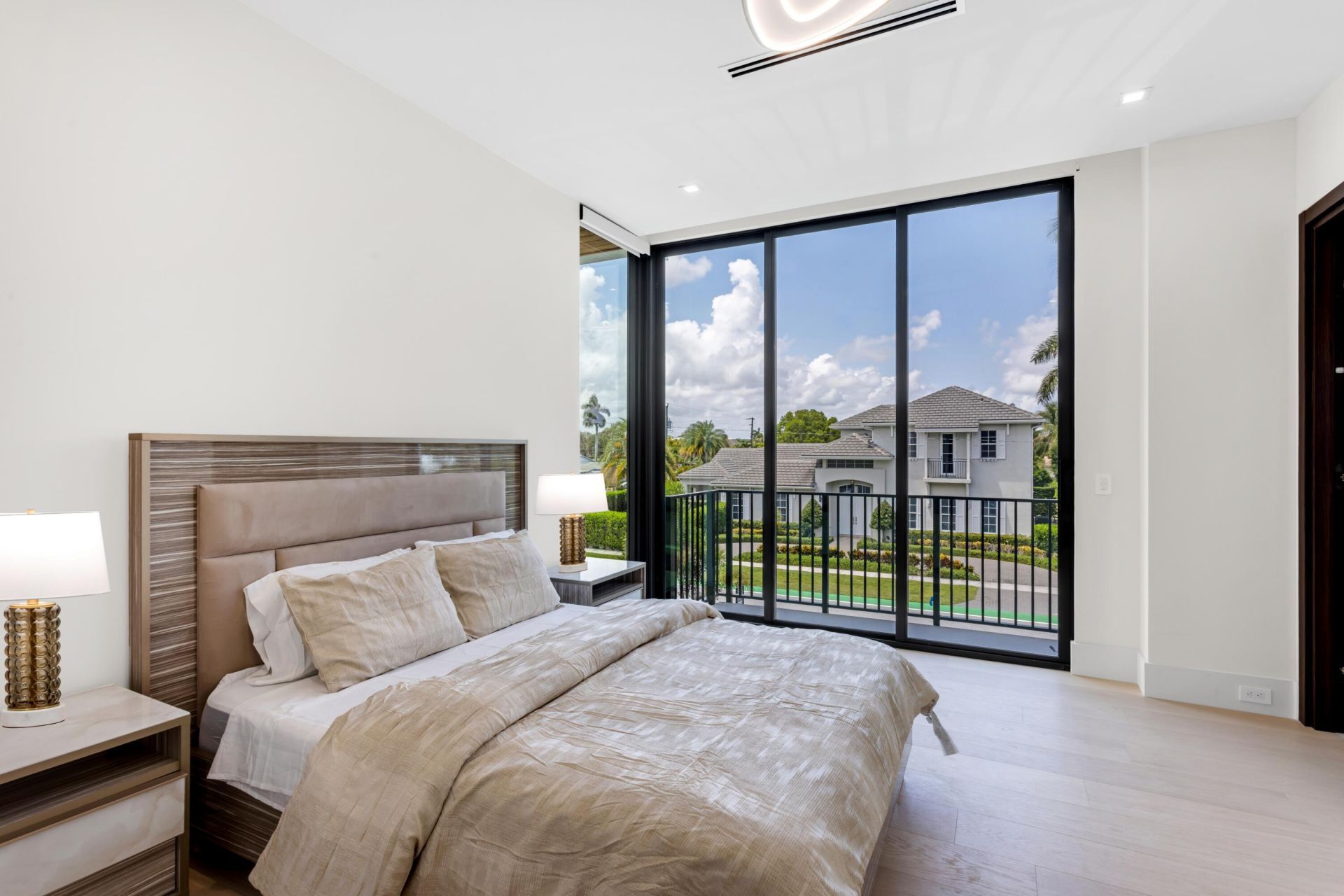 310 NE 2nd Street, Boca Raton, FL 33432 Photo