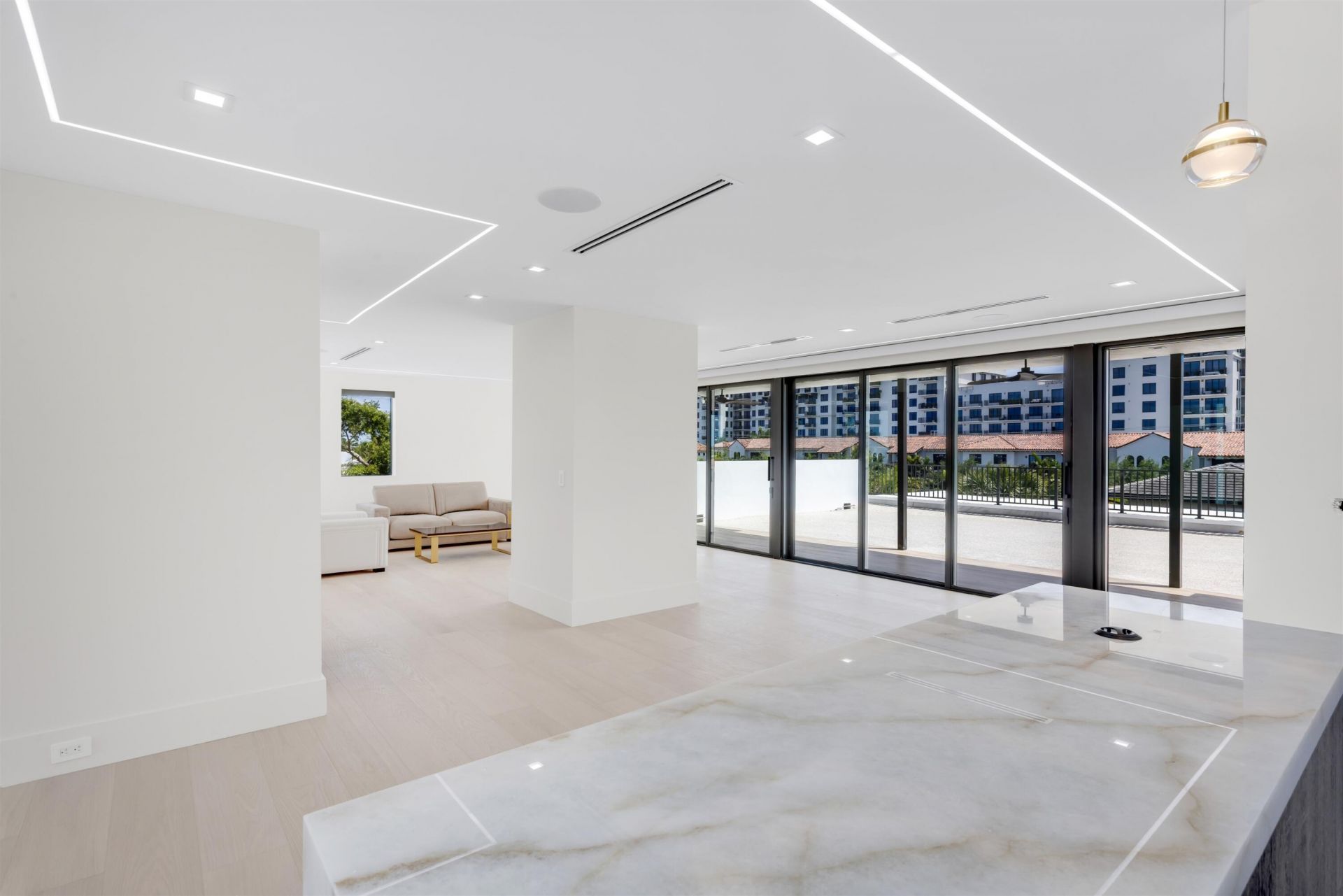 310 NE 2nd Street, Boca Raton, FL 33432 Photo