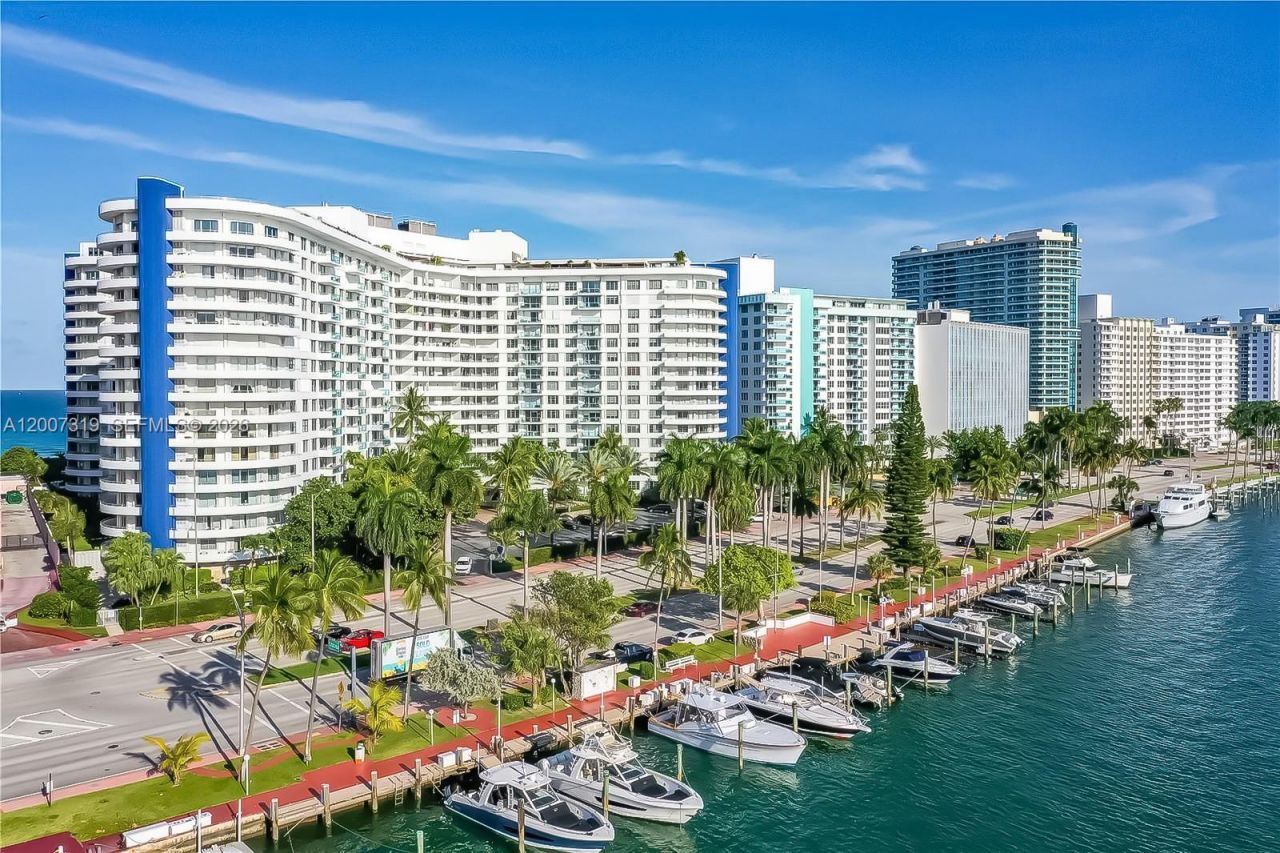 5161 Collins Ave, Unit 1003, Miami Beach, FL 33140 Photo
