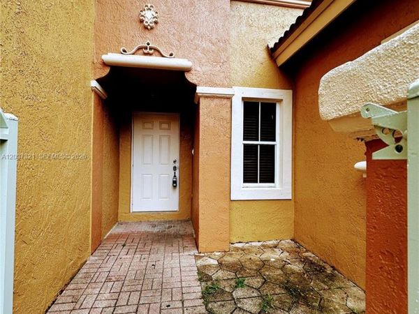 Unit 3803, Miami Lakes, FL 33016