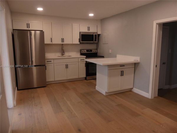 161-165 NW 40th St, Unit 4, Oakland Park, FL 33309