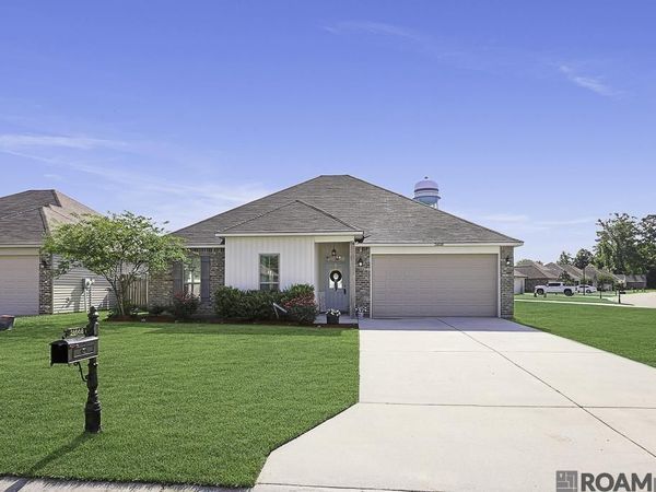 34668 Eagle Bend Dr, Denham Springs, LA 70706