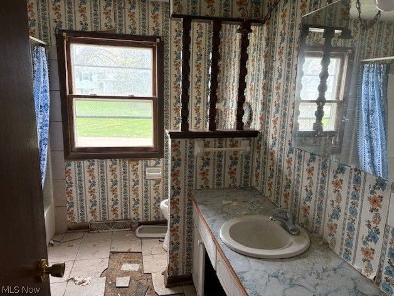 7398 Shisler Street NE, Canton, OH 44721 Photo 10