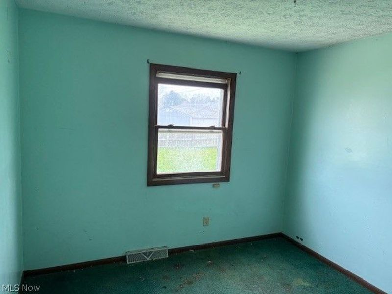 7398 Shisler Street NE, Canton, OH 44721 Photo 9