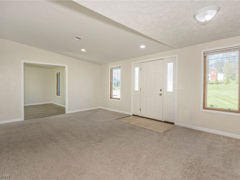 8708 State Route 14, Streetsboro, OH 44241 Photo 4