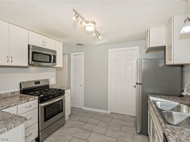 8708 State Route 14, Streetsboro, OH 44241 Photo 5