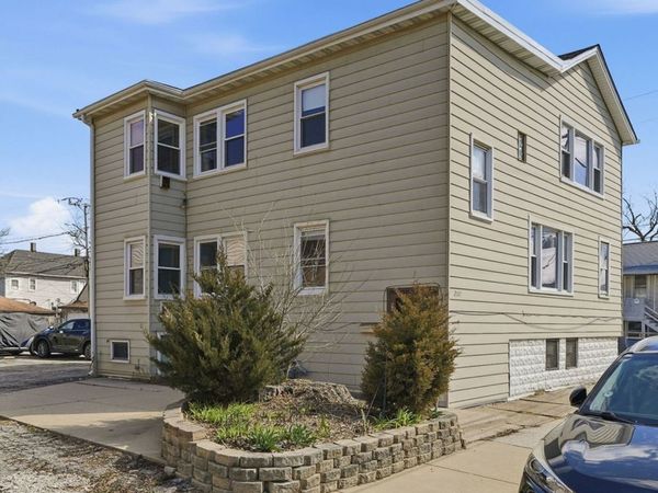 2111 Main Street , Melrose Park, IL 60160