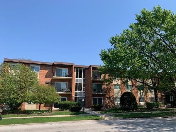 9721 S Keeler Avenue , Unit 102, Oak Lawn, IL 60453