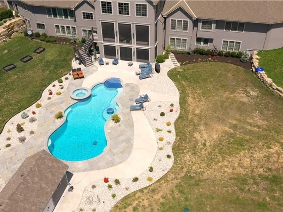 Property Image 96