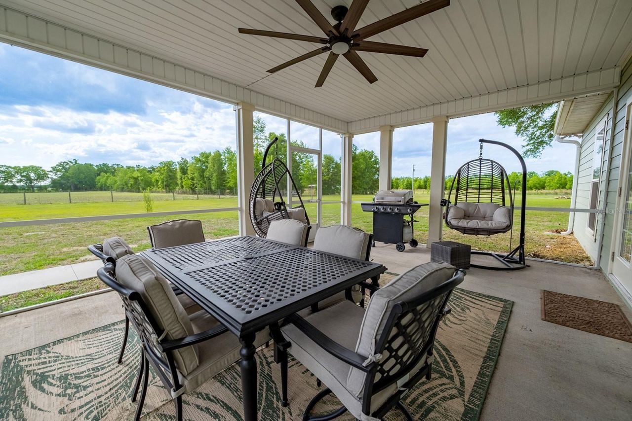 5739 SW County Road 341 , Trenton, FL 32693 Photo