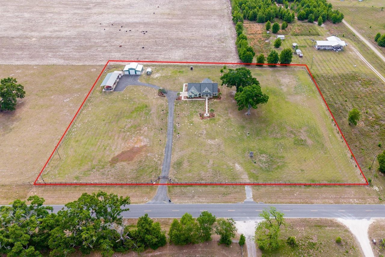 5739 SW County Road 341 , Trenton, FL 32693 Photo
