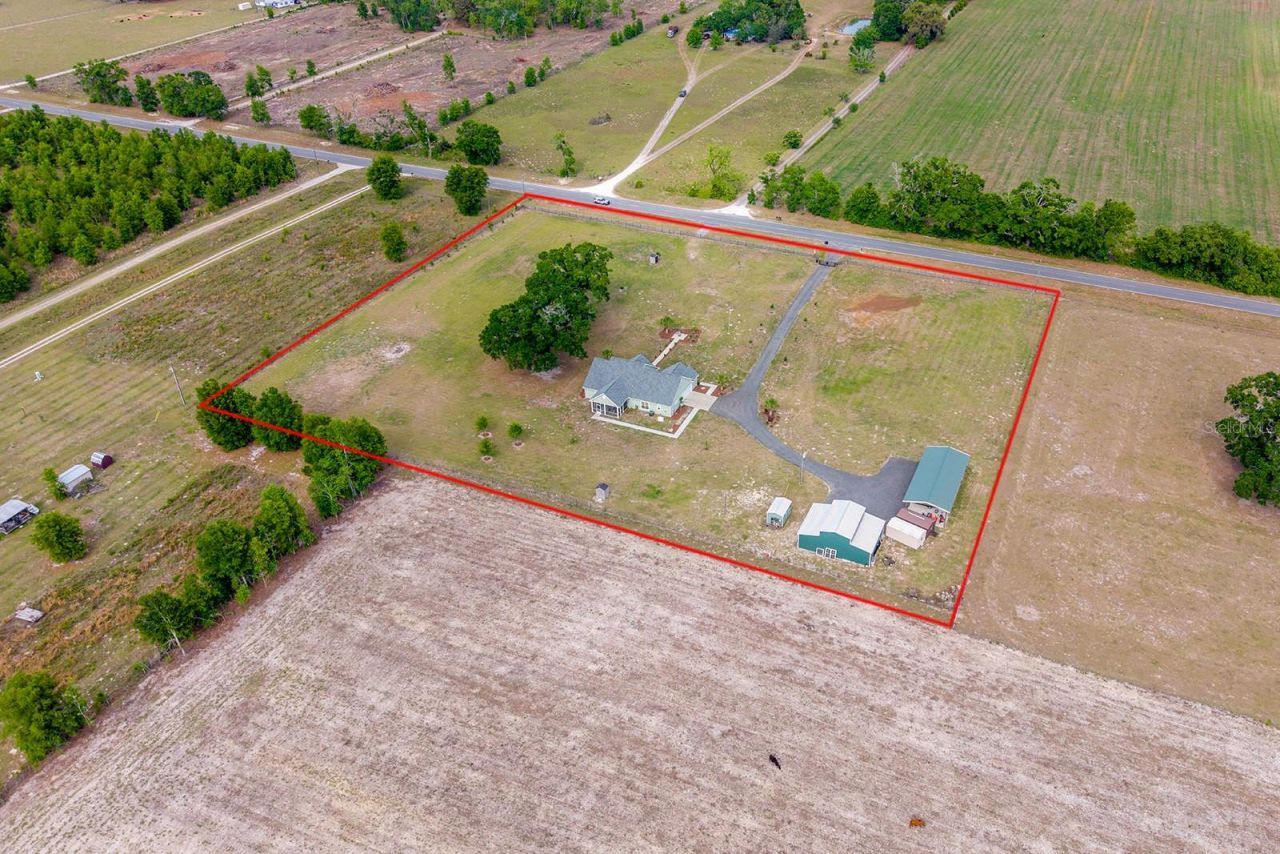5739 SW County Road 341 , Trenton, FL 32693 Photo