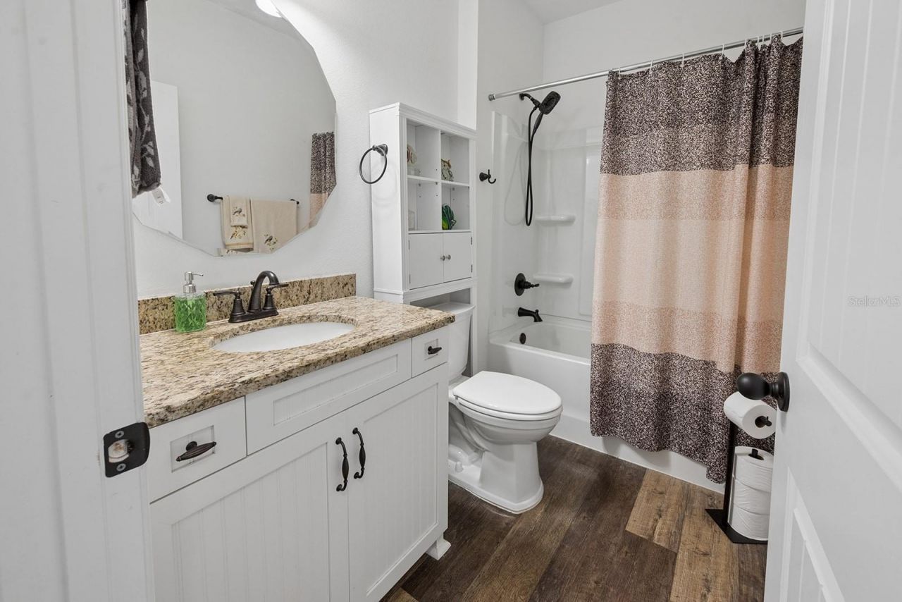 5739 SW County Road 341 , Trenton, FL 32693 Photo