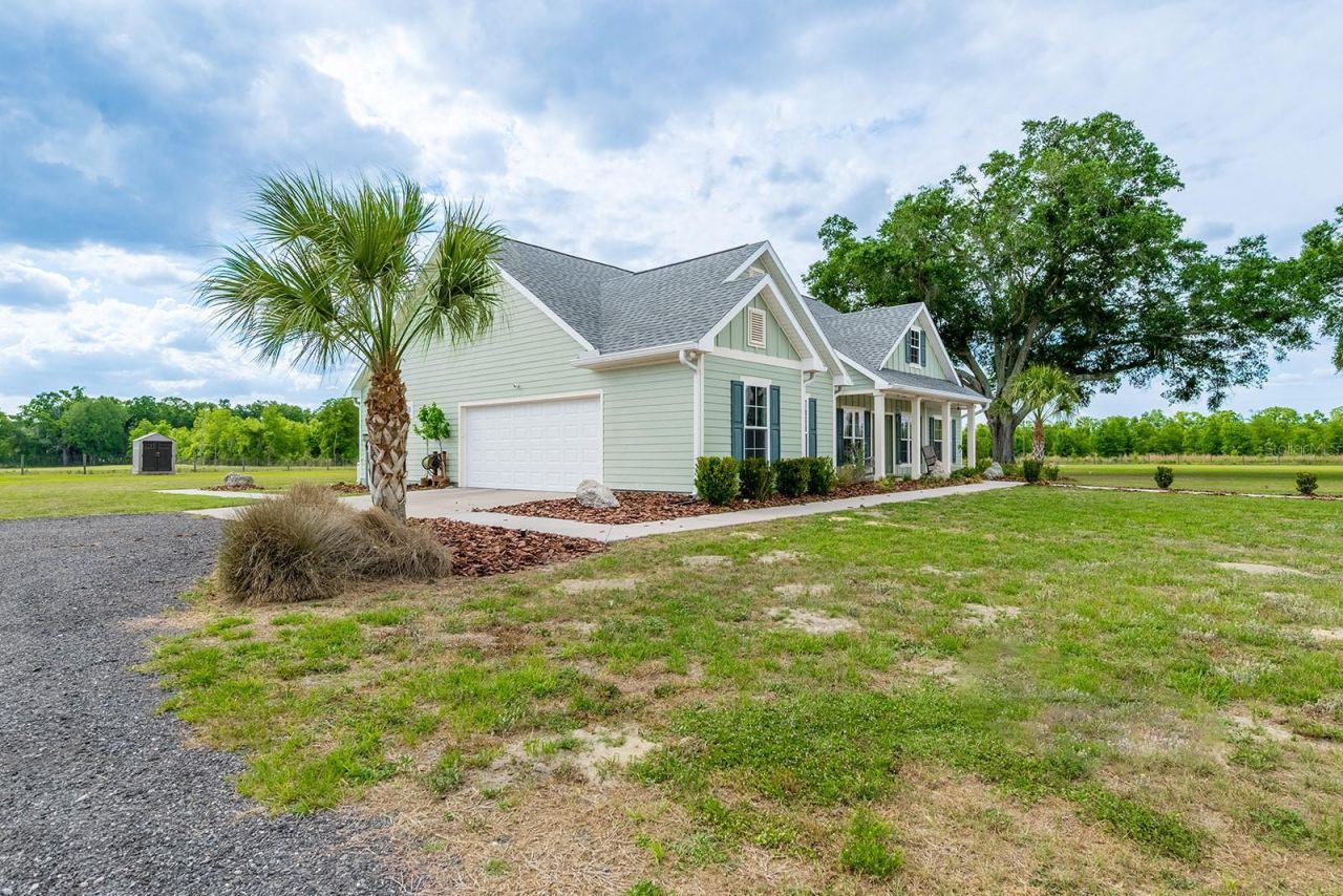 5739 SW County Road 341 , Trenton, FL 32693 Photo