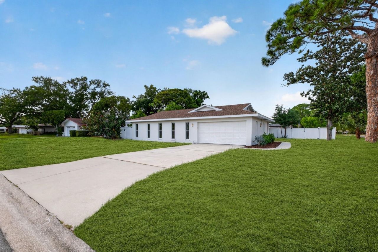 6649 Pinellas Point Drive S, Saint Petersburg, FL 33712 Photo