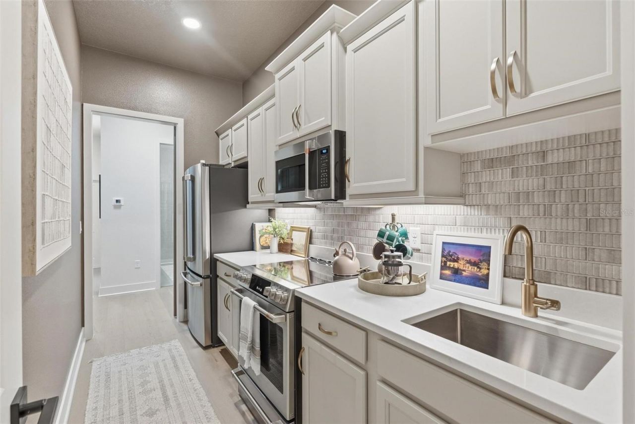 461 N Tymber Creek Road, Ormond Beach, FL 32174 Photo