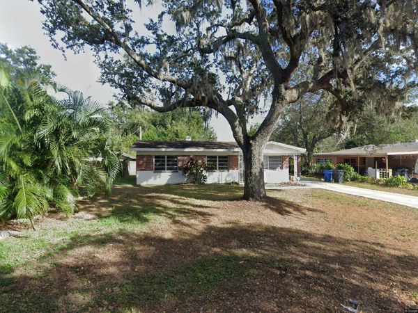 7815 PINE HILL DRIVE , TAMPA, FL 33617