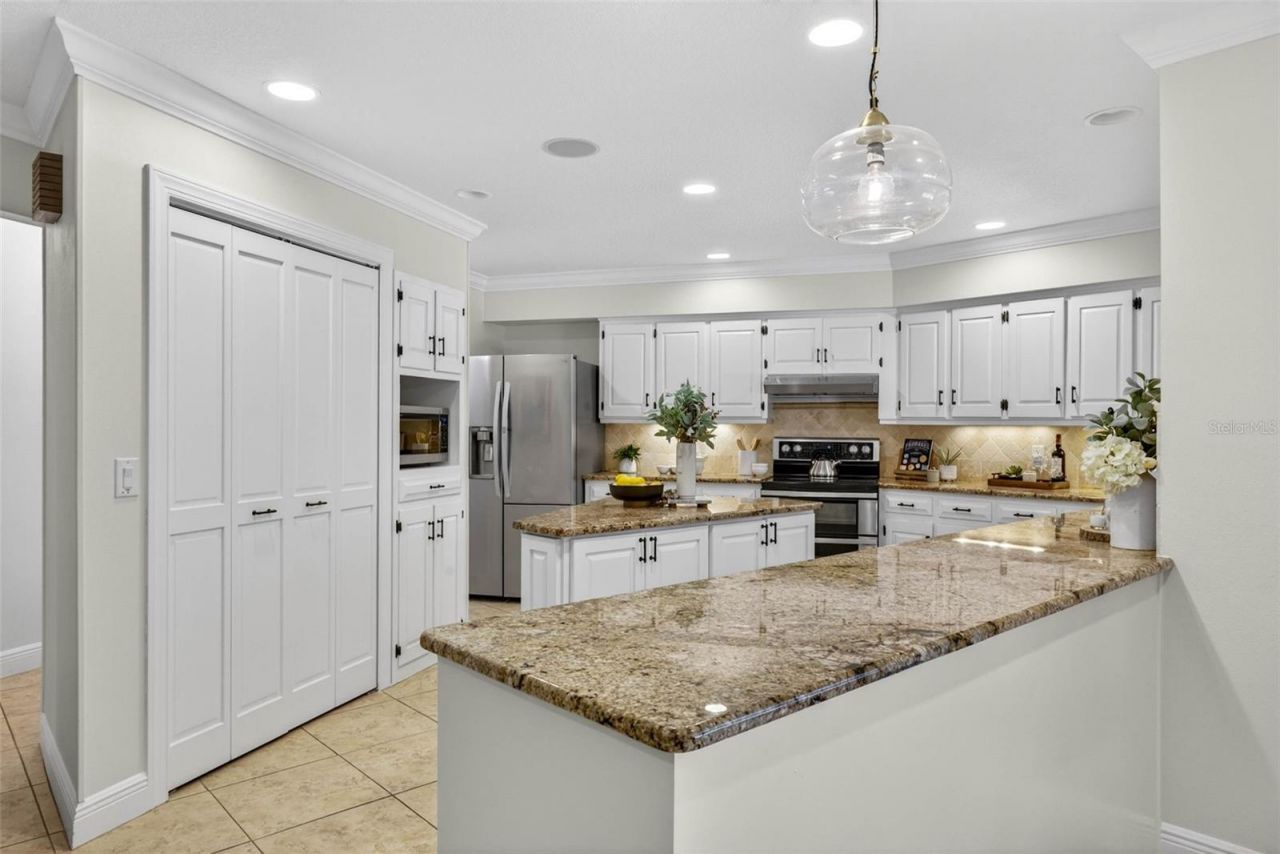 817 Bannockburn Avenue, Temple Terrace, FL 33617 Photo
