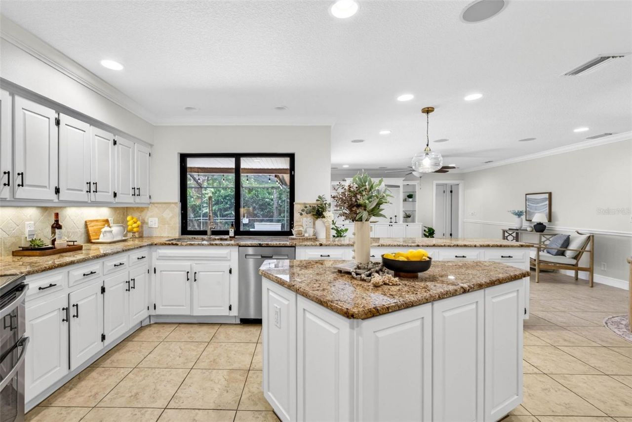 817 Bannockburn Avenue, Temple Terrace, FL 33617 Photo