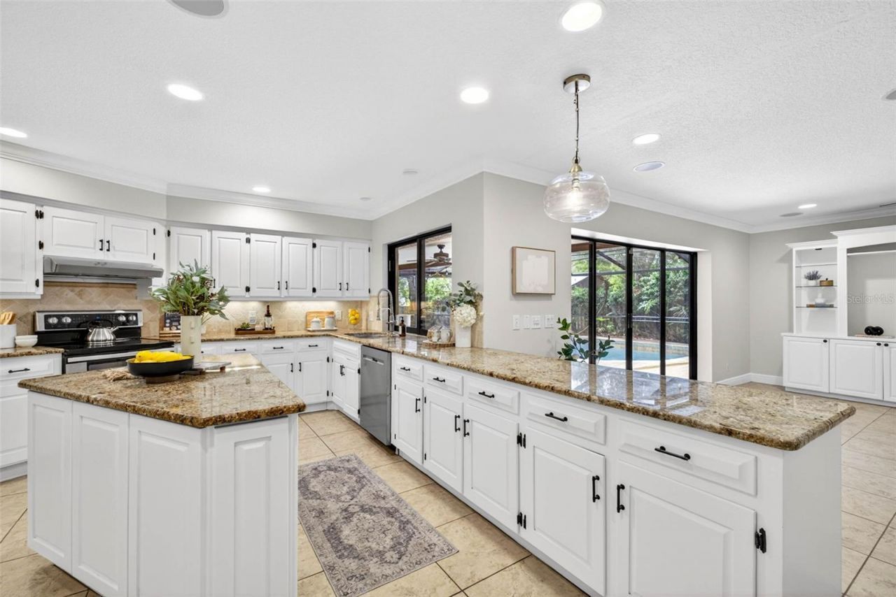 817 Bannockburn Avenue, Temple Terrace, FL 33617 Photo