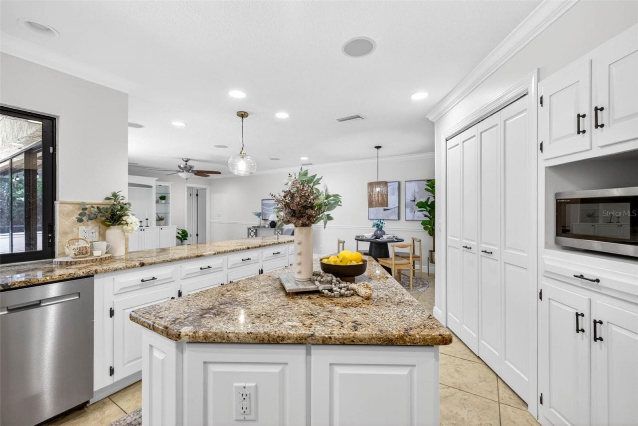 817 Bannockburn Avenue, Temple Terrace, FL 33617 Photo