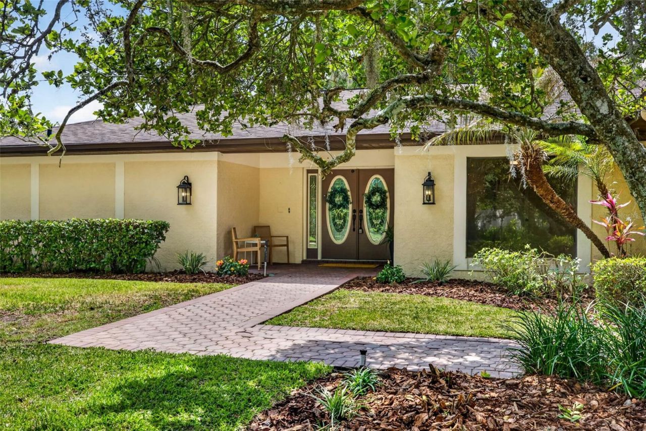 817 Bannockburn Avenue, Temple Terrace, FL 33617 Photo