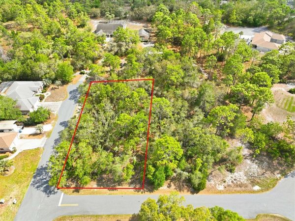 11026 GIG AVENUE , WEEKI WACHEE, FL 34613