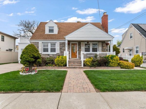 2915 Tulip Avenue, Baldwin, NY 11510