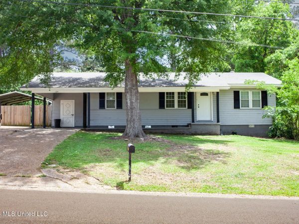 124 Ann Drive, Pearl, MS 39208