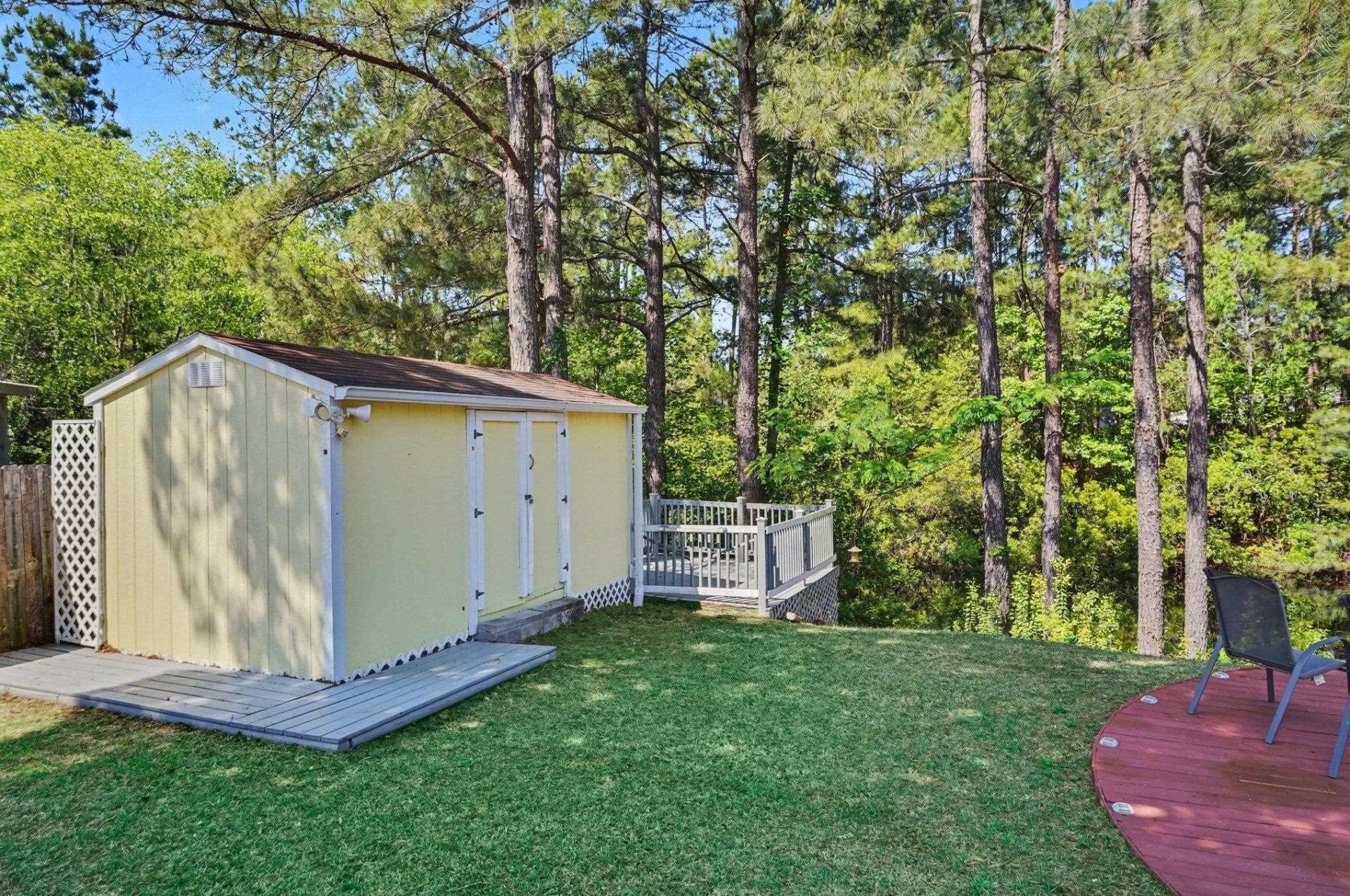2007 Phoenix Dr. Photo 19