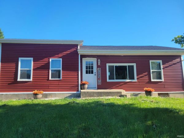 1543 County Road 8, Ashley, IN 46705
