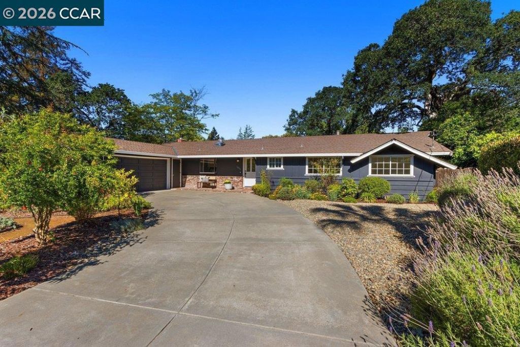 1025 Panadero Way, Clayton, CA 94517 Main Photo