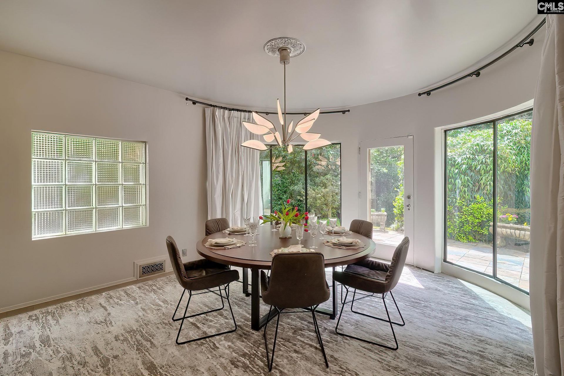415 Harden Street  Photo 42