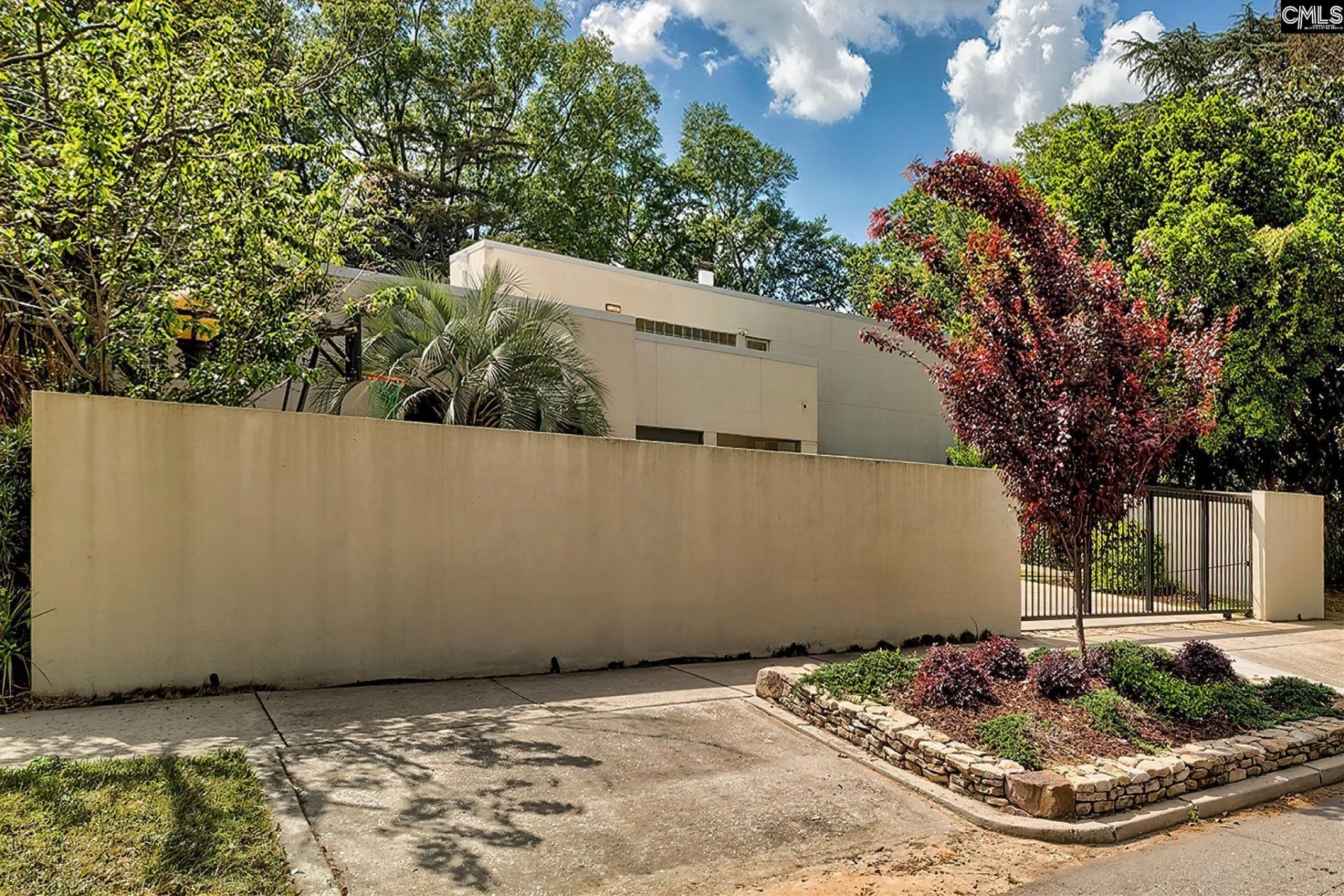 415 Harden Street  Photo 5