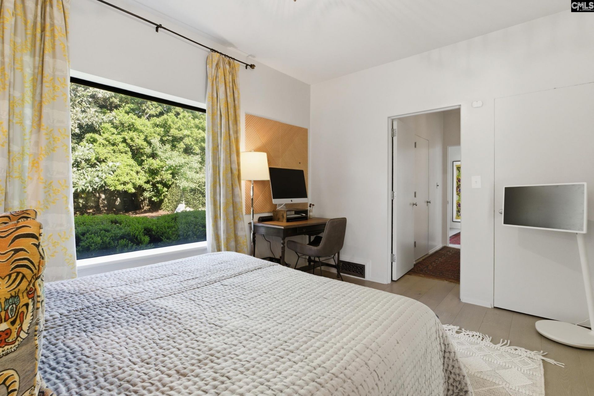 415 Harden Street  Photo 51