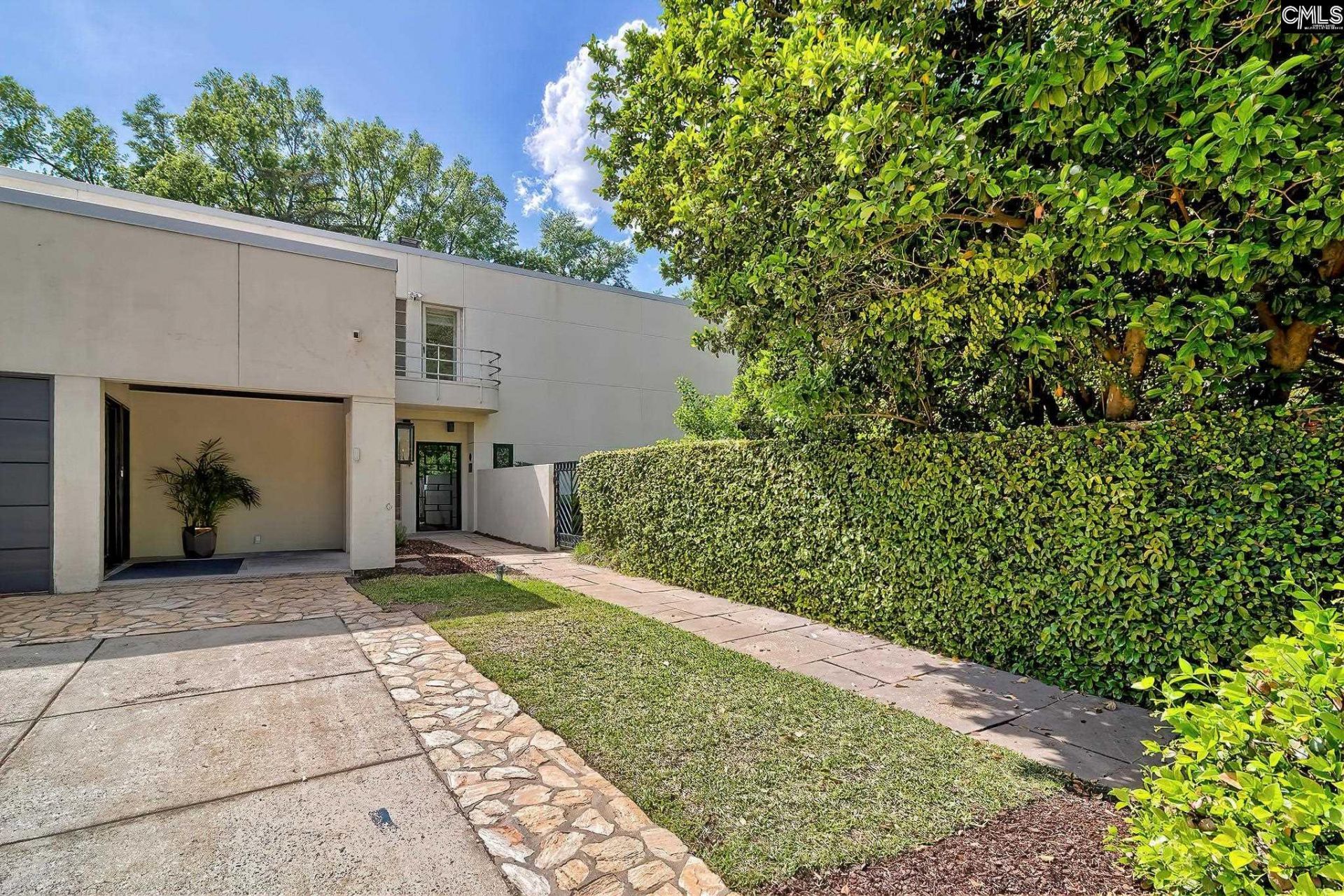 415 Harden Street  Photo 6