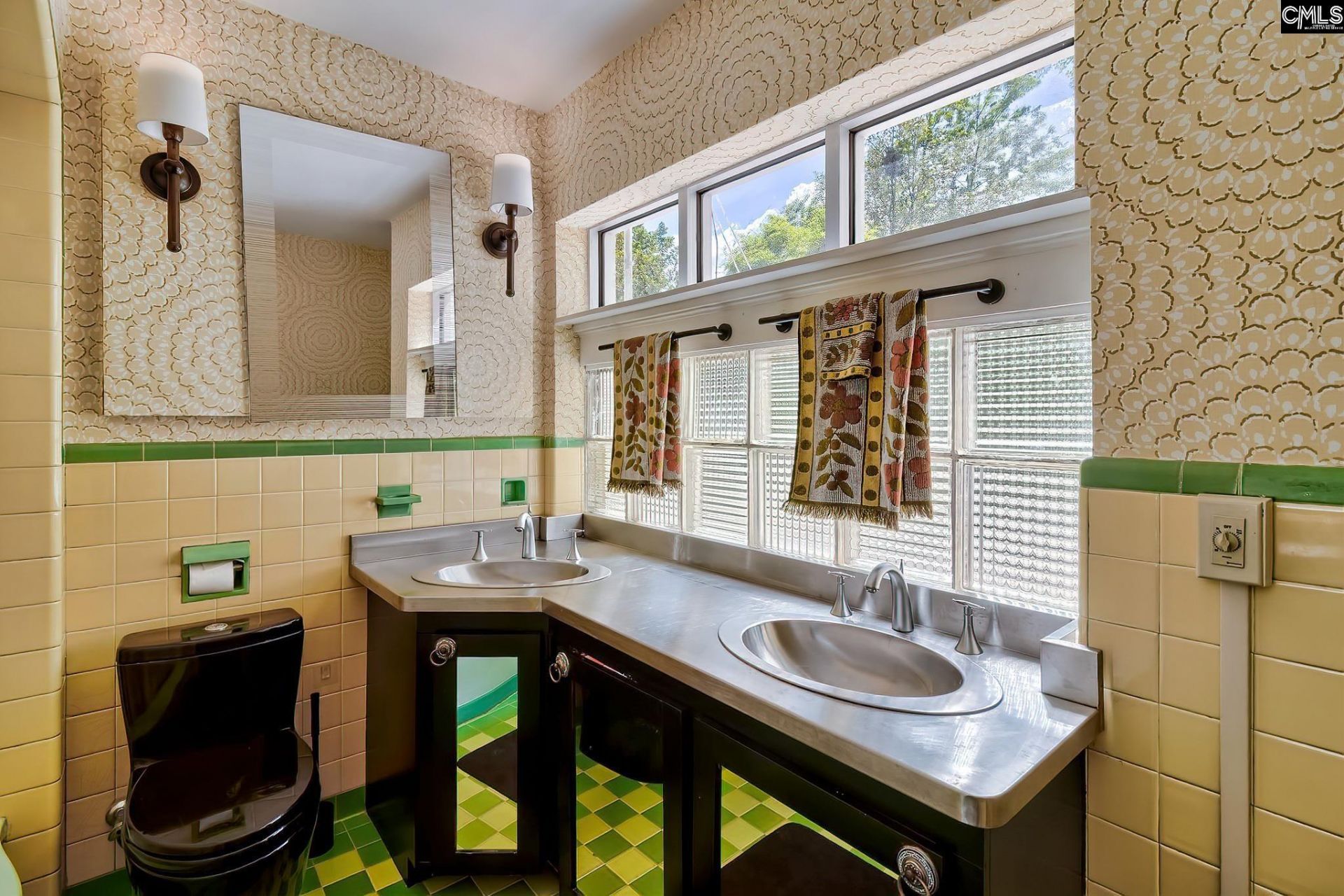 415 Harden Street  Photo 63