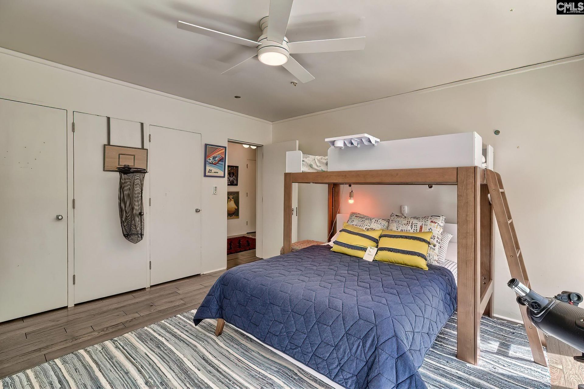 415 Harden Street  Photo 74