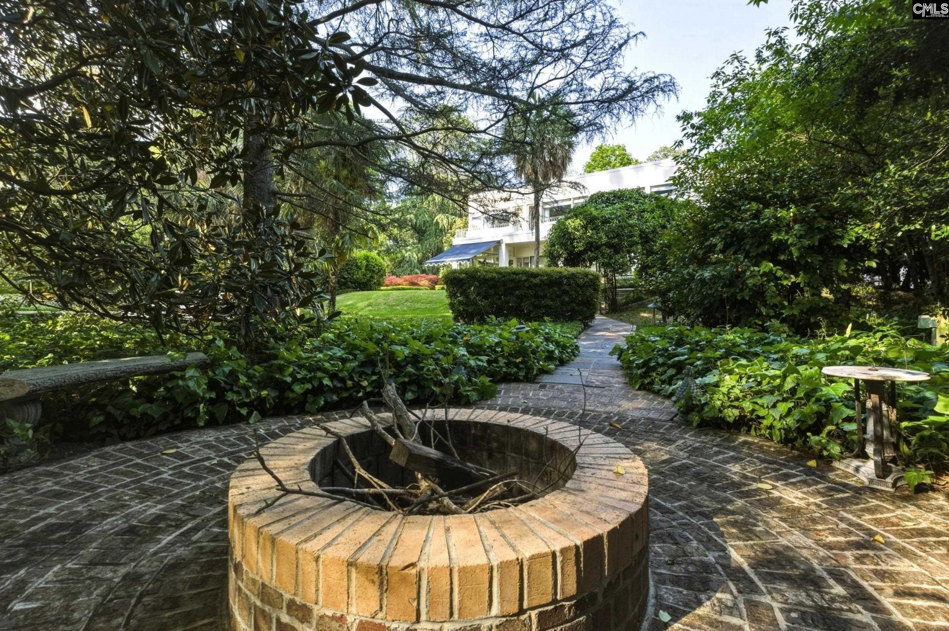 415 Harden Street  Photo 86