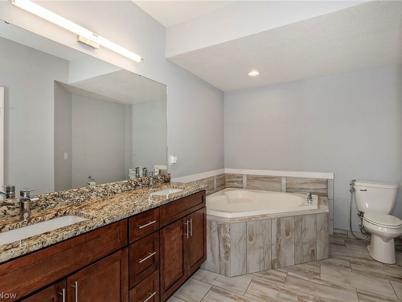 5137 Shepherds Glen, Unit 38, Willoughby, OH 44094 Photo 23