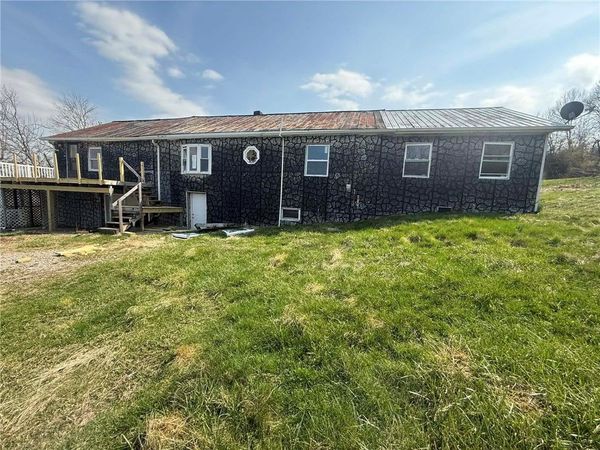 133 EMERY HEIGHTS RD , Masontown, PA 15461