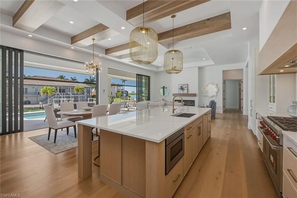 810 Elm Ct , Marco Island, FL 34145 Photo