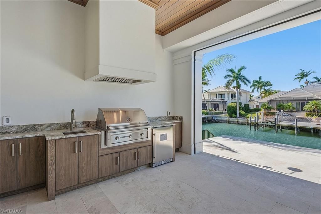 810 Elm Ct , Marco Island, FL 34145 Photo